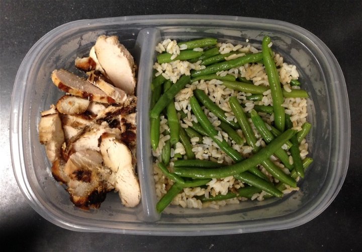 Grilled Chicken and Green Beans