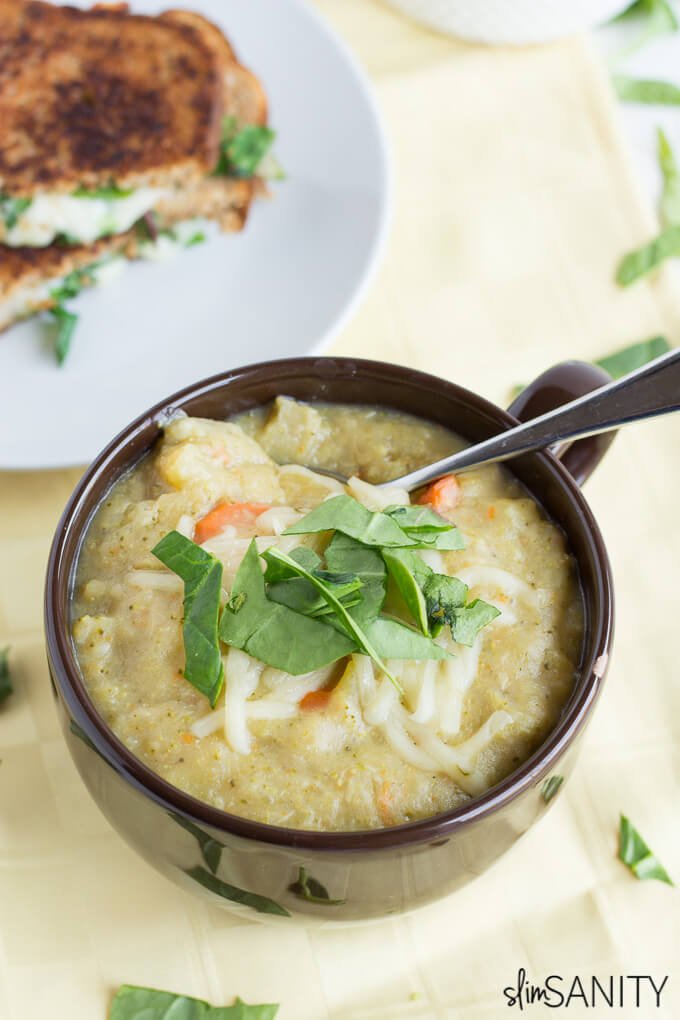 Hearty Broccoli Potato Soup 3